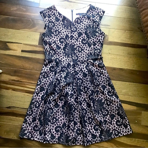 Tiana B Lace Overlay‎ Dress 6 EUC